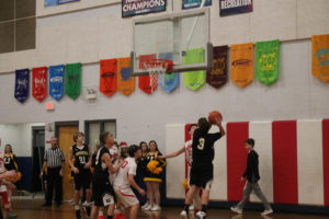 s UMS Basketball 12:10:18117
