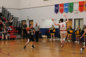 s UMS Basketball 12:10:18137