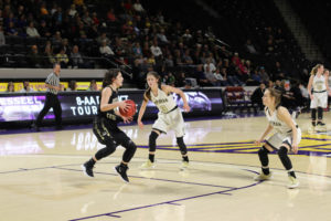 UHS Girls vs DeKalb 2-15-19 by Lynn-12