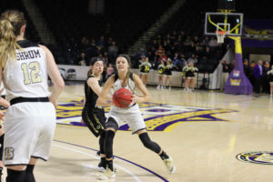 UHS Girls vs DeKalb 2-15-19 by Lynn