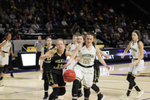 UHS Girls vs DeKalb 2-15-19 by Lynn-7