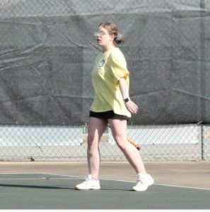 chs tennis 4-19 11