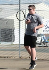 chs tennis 4-19 20