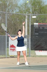chs tennis 4-19 22