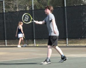 chs tennis 4-19 26