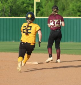 uhs softball 5-7-19 11