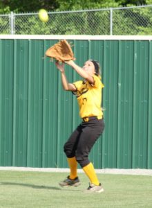 uhs softball 5-7-19 2