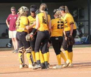 uhs softball 5-7-19 4