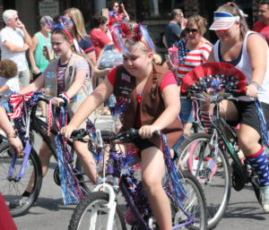 Red White & Boom Children's Bicycle-Wagon Parade 2019-11