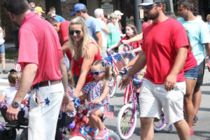Red White & Boom Children's Bicycle-Wagon Parade 2019-18