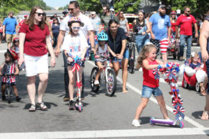 Red White & Boom Children's Bicycle-Wagon Parade 2019-87