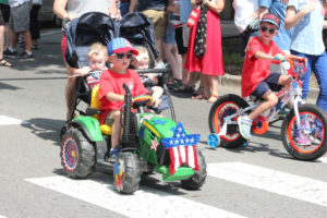 Red White & Boom Children's Bicycle-Wagon Parade 2019-99