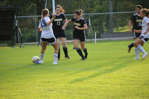 UHS Soccer Fall to LA 3 - 0 by Melissa 8-27-19-41