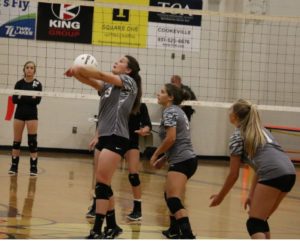 uhs volleyball 9-4-19 2