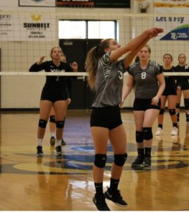 uhs volleyball 9-4-19 3