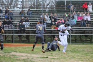 UHS Takes Down SMHS 6 - 5 Baseball 3-13-20 by David-15