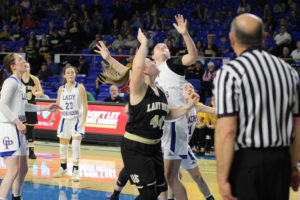 UHS girls vs Gatlinburg Pittman 3-11-20 by David-29