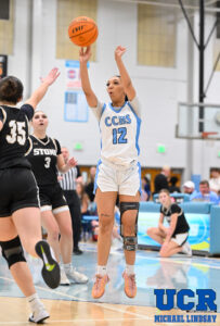 CCHSSMHSGirlsBBWM-15