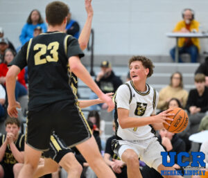 UppermanSMHSBoysBBRegionWM-24