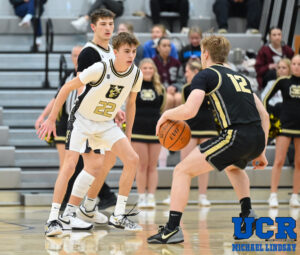 UppermanSMHSBoysBBRegionWM-9