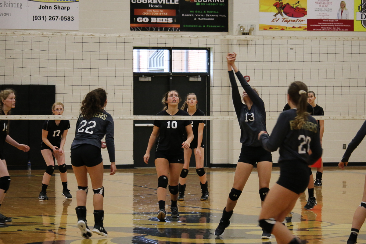uhs-volleyball-vs-smhs-8-21-18-38